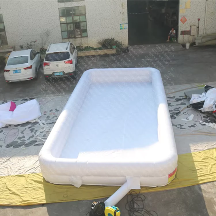 0,55 mm dickes PVC Aufblasbares Pool, matte weiße Oberfläche, rechteckige Form, kommerzielle Nutzung, inklusive Gebläse
