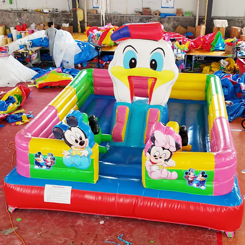 0.55mm PVC 4x4x3m 상업용 인플레이터블 범퍼 캐슬 야외 공원 및 어린이집 사용