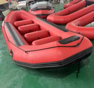 1,2 mm dickes Hypalon PVC-Material Aufblasbares Wasserfloß für Wildwasser-Rettungsfloß Outdoor-Treiben auf See oder Fluss
