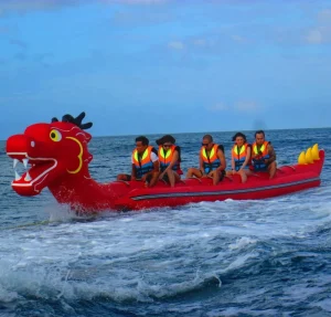 เรือเป่าลมขนาดใหญ่รูปมังกรสำหรับ 12 ผู้โดยสาร เรือกล้วยลอยน้ำแบบลากได้
