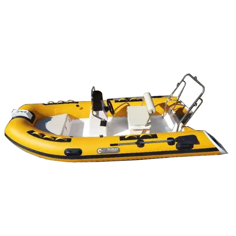 Bateau de sport classique 360 avec coque en V profond de 12 pieds, en fibre de verre, gonflable