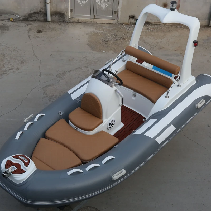 เรือยาง RIB 390 ขนาด 13 ฟุต ตัวถังไฟเบอร์กลาส รูปแบบ V ลึก PVC/Hypalon สำหรับการใช้งานเรือ