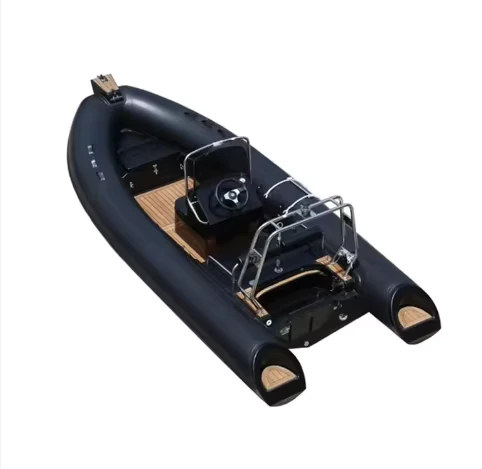 Iate de Luxo RIB480 com Casco Rígido de 15,8 pés