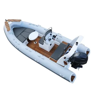 Yacht Inflatable Sport 18 ft RIB550 Lambung Fiberglass PVC Mesin Outboard Trailer Opsional 5.5 m Kapal Rekreasi