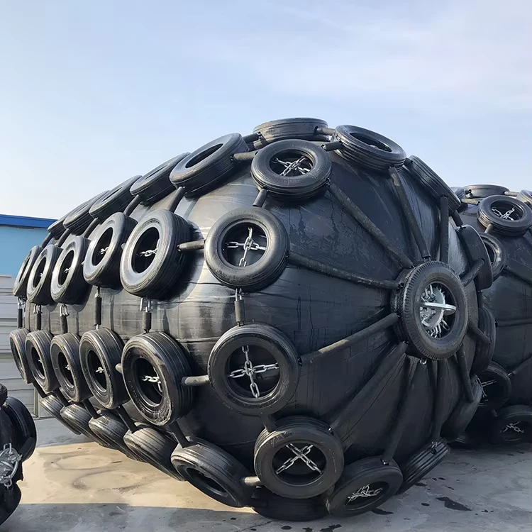 Lốp máy bay 50Kpa lưới xích bến nổi loại Yokohama fender cao su khí nén