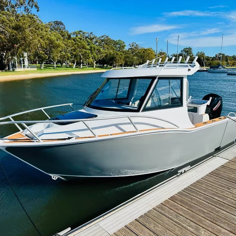 Yacht de sport en aluminium en V profond de 6 m, bateau de loisirs familial pour la pêche en rivière