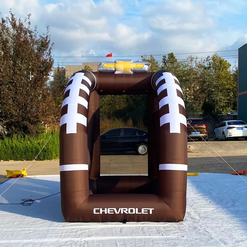 Aero Advertising Inflatables Giant Inflatable Pitch Sports Model Custom Interactive Inflatable Football Toss Appliance