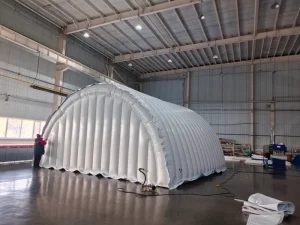 Tienda de domo inflable soportada por aire con PVDF y resistente al fuego ecológico para instalaciones deportivas o sombra