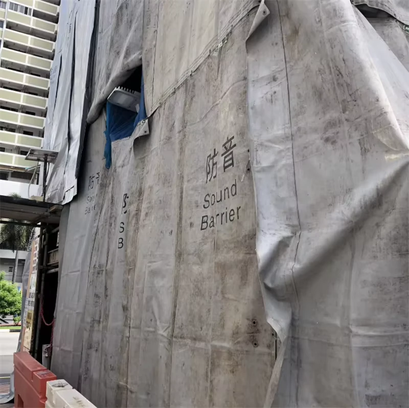 Panel Acústico de PVC Laminado Barrera Antirruido Cubierta de Construcción a Prueba de Polvo