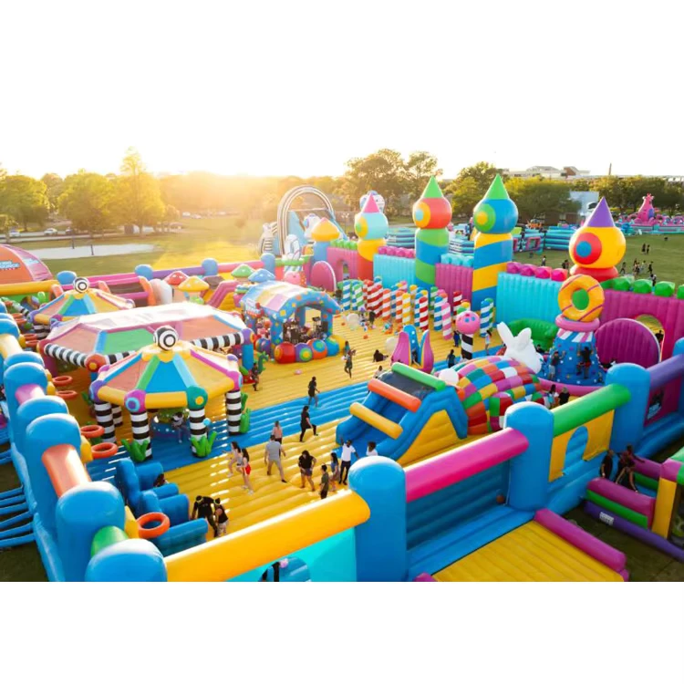 Lâu Đài Nhảy Lớn Inflatable Kích Thước Tùy Chỉnh Theo Tình Huống Khu Vực Cung Cấp Nhà Máy OEM Chất Lượng Tốt và Thiết Kế