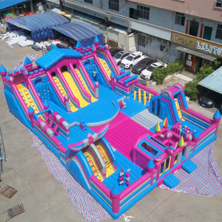 Big Inflatable Obstacle Fun Park with Slides and Climbing 0.55mm Plato PVC Outdoor Bouncy Castle Challenge Course