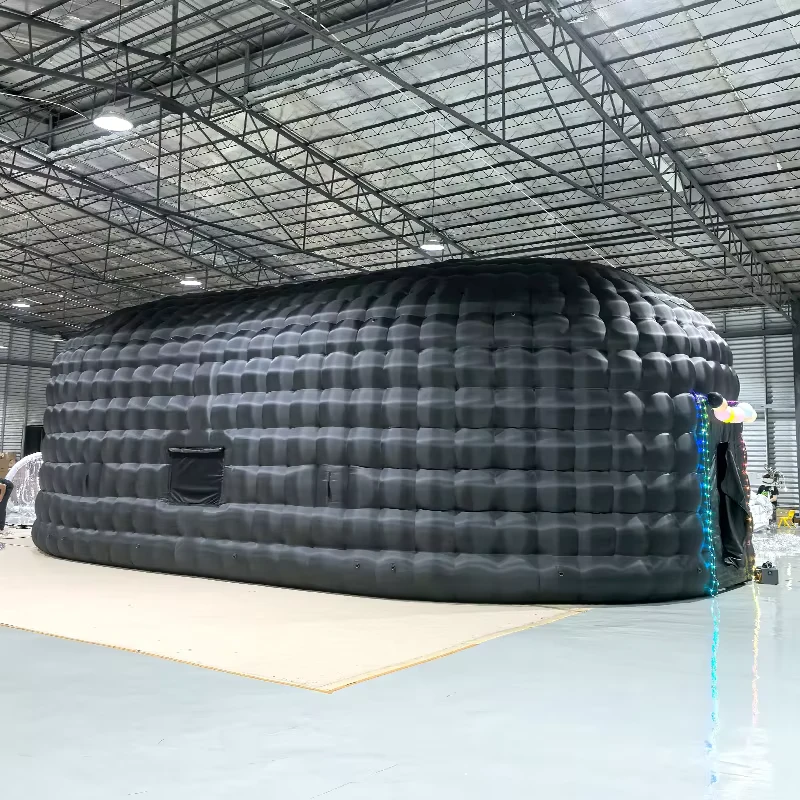 Tenda da discoteca nera gonfiabile grande con illuminazione LED portatile per feste