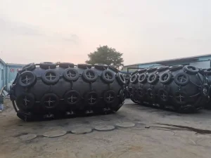 Black Cylinder Floating Marine Inflatable Rubber Fenders