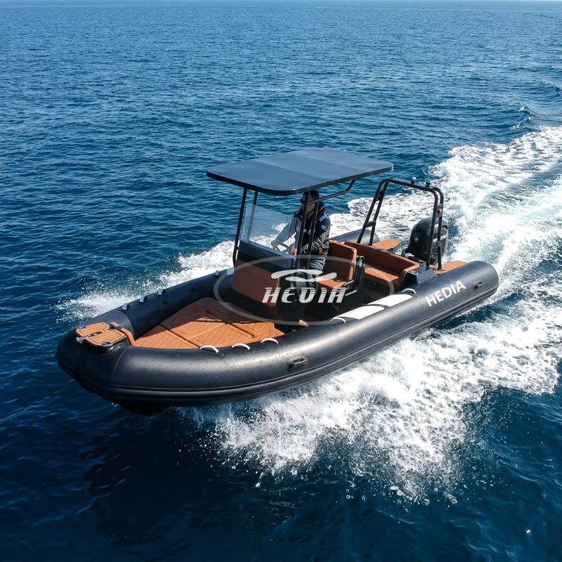 Nuovo design barca sportiva RIB nera 19' CE certificata barca RIB in Hypalon PVC barca da pesca RIB italiana