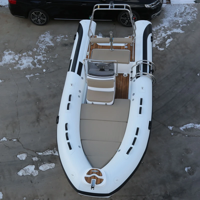 Kayak RIB sportif chinois de 5 m, bateau de pêche gonflable avec coque en fibre de verre, kayak RIB abordable