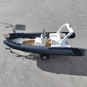 CE Certificate Inflatable Rib Boat 540 Inflatable Fishing Boat with Outboard Motor