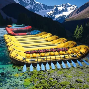 Barco Rígido em PVC Certificado CE com Motor de Força 5m de Comprimento para 6 a 8 Pessoas em Rafting e Flutuação