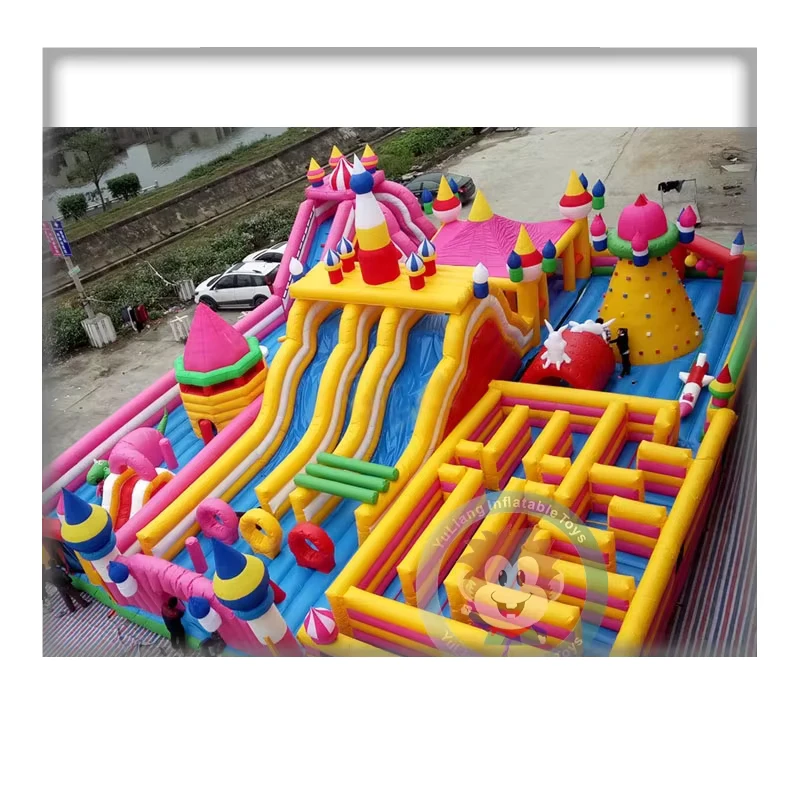 Kasteel Inflatable Springkasteel met Glijbaan Bruiloft Kasteel
