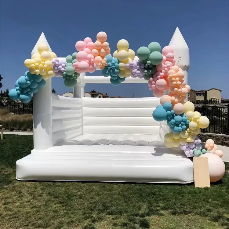 Bouncer Inflatable Putih PVC 13ft Komersial Istana Lompat Besar Unisex 10x10 Rumah Lompat Pernikahan