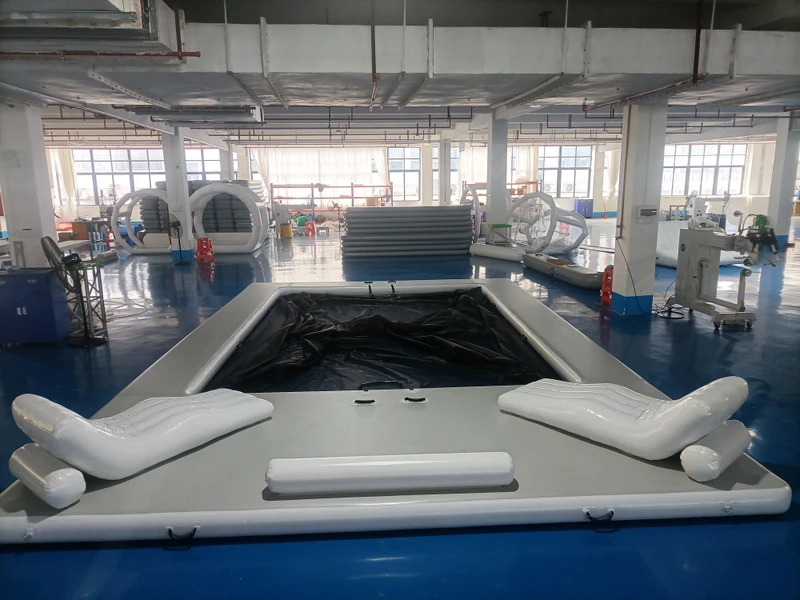 Commerciële Zware PVC Opblaasbare Jacht Drijvende Zwembad Dock Platform voor Zomer Water Vrijetijdsbesteding