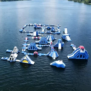 Kommerzielles Aufblasbares Schwimmendes Wasserpark-Equipment für Hindernisparcours im See und Meer