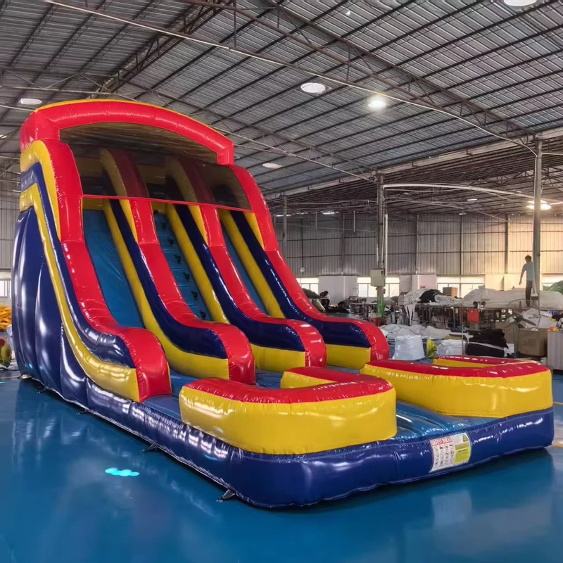 Scivolo gonfiabile commerciale per uso secco e bagnato, grande scivolo d'acqua gonfiabile con piscina separata per bambini e adulti