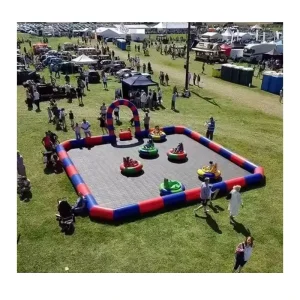 Commerciële Opblaasbare Sport Spel Opblaasbare Go Karts Racebaan Arena Perimeter Voor Kinderen En Volwassenen Opblaasbare Botsauto Track
