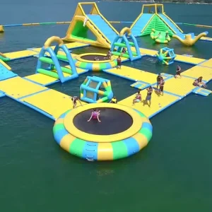 商業用大型アクアPVCインフレータブル浮遊湖水公園