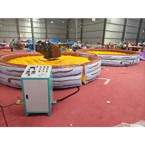 Gioco da Rodeo Gonfiabile Commerciale per Esterni con Toro Gonfiabile per Bambini e Adulti