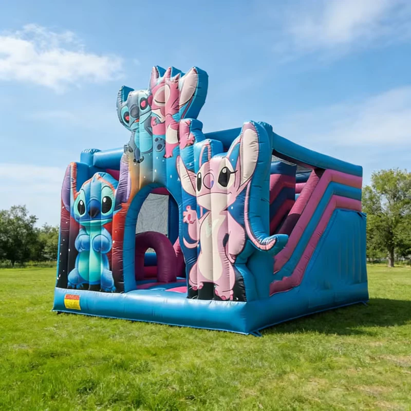 Rumah Lompatan Inflatable Tema Jahitan Komersial dengan Kombinasi Seluncuran PVC Kastil Lompatan Biru untuk Pesta Anak-anak Sewa