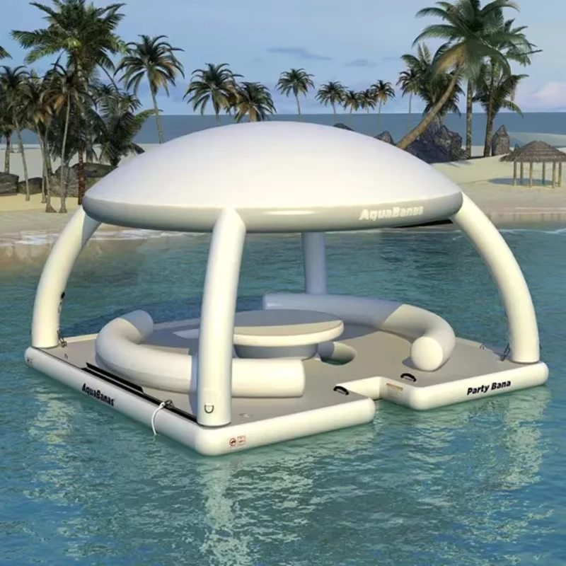 Instalación de parque acuático comercial, bar en la playa, tienda inflable, techo de plataforma flotante, mesa para fiestas acuáticas