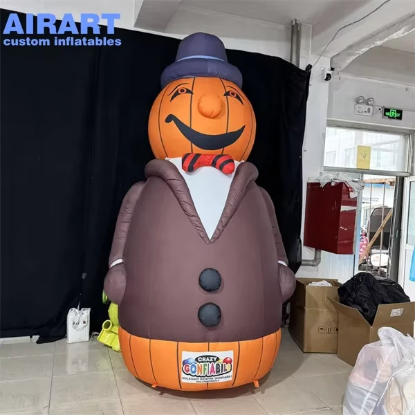カスタムインフレータブルパンプキン紳士マスコット ハロウィンイベント用屋外インフレータブルパンプキンキャラクターオーナメント