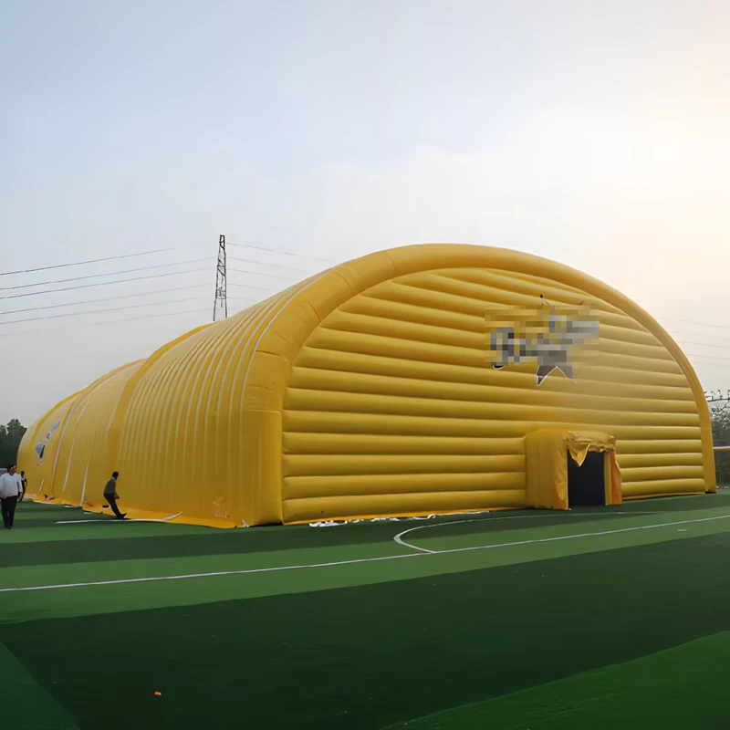 맞춤형 노란색 방풍 PVC 스포츠 축구장 인플레이터블 스포츠 아레나 축구 필드 에어돔 대형 인플레이터블 터널 건물
