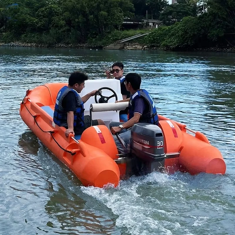 कस्टमाइज़ेबल 15 फीट इको-सस्टेनेबल HDPE लाइफबोट मोनोलिथिक रोटोमोल्डेड एक्सटीरियर्स डिज़ाइन रेस्क्यू बोट।