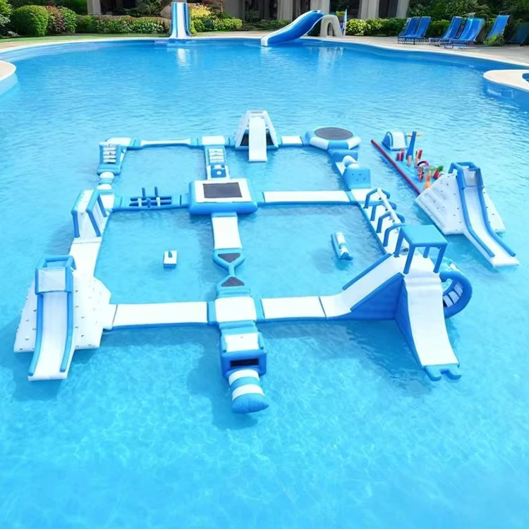 Parco acquatico gonfiabile personalizzabile con percorso ad ostacoli per adulti, parco divertimenti