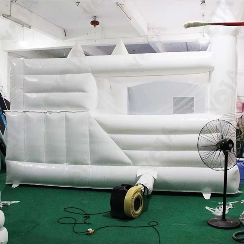 Aangepaste Commerciële 15ft Witte Bruiloft Bounce House Opblaasbare Combinatie Springkasteel Glijbaan voor Volwassenen