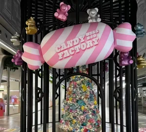 Customize Design Led PVC Candy Advertising Event Decoration Cartoon Character Inflatable Balloon 0.4m UV Printed Waterproof