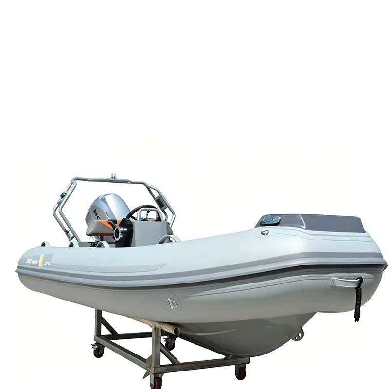 Barco Inflável RIB com Casco de Alumínio Personalizado, Certificado CE, Embarcação de Desportos Aquáticos de Alto Desempenho para Diversão