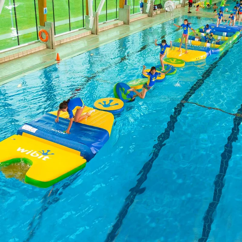 Desain Kustom Permainan Air Mengapung Inflatable Komersial, Peralatan Permainan Taman Aqua Gila di Laut
