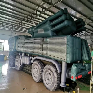 Benutzerdefinierter Riesenaufblasbarer Kämpfer Werbung Aufblasbares Raketenfahrzeug Großes Aufblasbares Flugabwehrfahrzeug