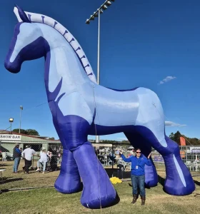 Customized Giant Inflatable Horse Model Novelty Advertising Inflatable Animal for Gifts