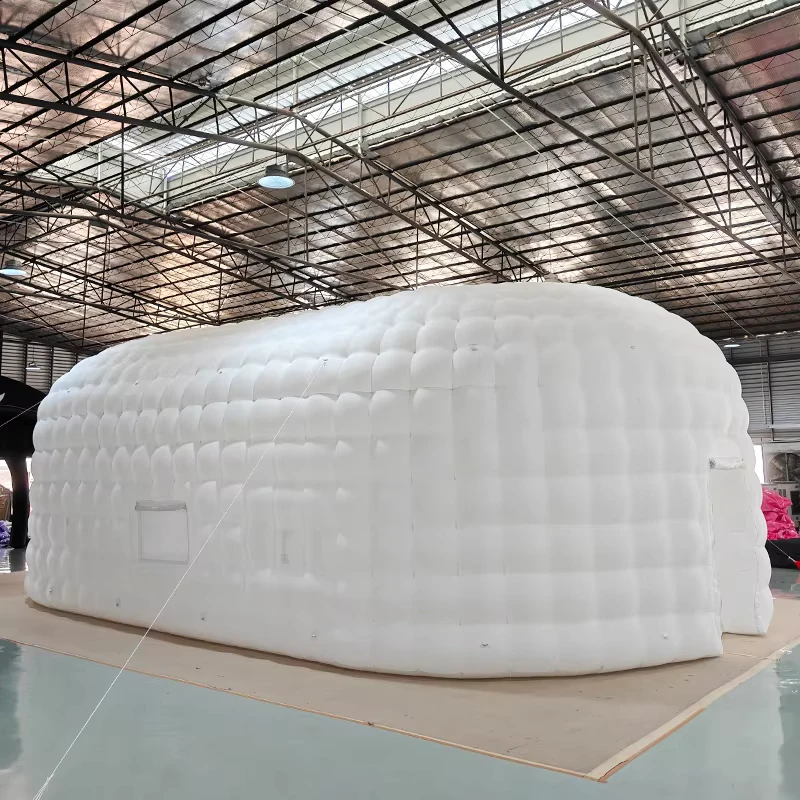Tenda Inflável Personalizada em Branco e Preto para Discoteca, Casamento e Camping