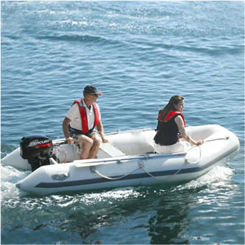 Bateau pneumatique à rames personnalisé