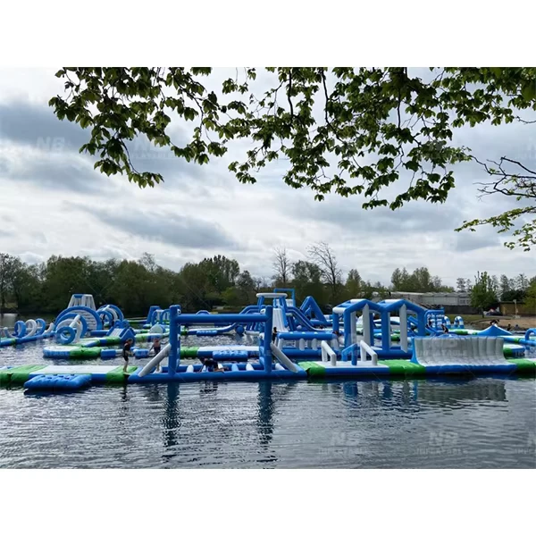 Aangepakt Buiten Groot Opblaasbaar Waterpark Opblaasbare Spellen Drijvend Opblaasbaar Waterpark Aqua Park Drijvend op Water