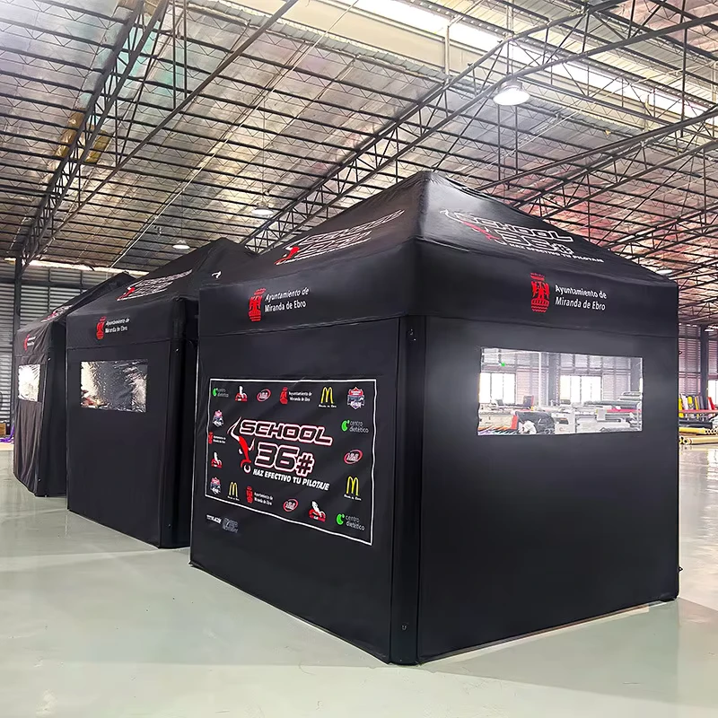 Tenda Publicitária Inflável Fechada Personalizada Portátil Grande para Acampamento ao Ar Livre Centro Comercial Celebração de Eventos