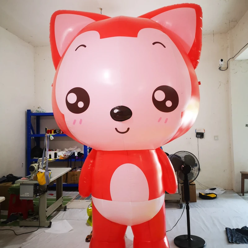 Personnage de renard mignon gonflable rouge personnalisé