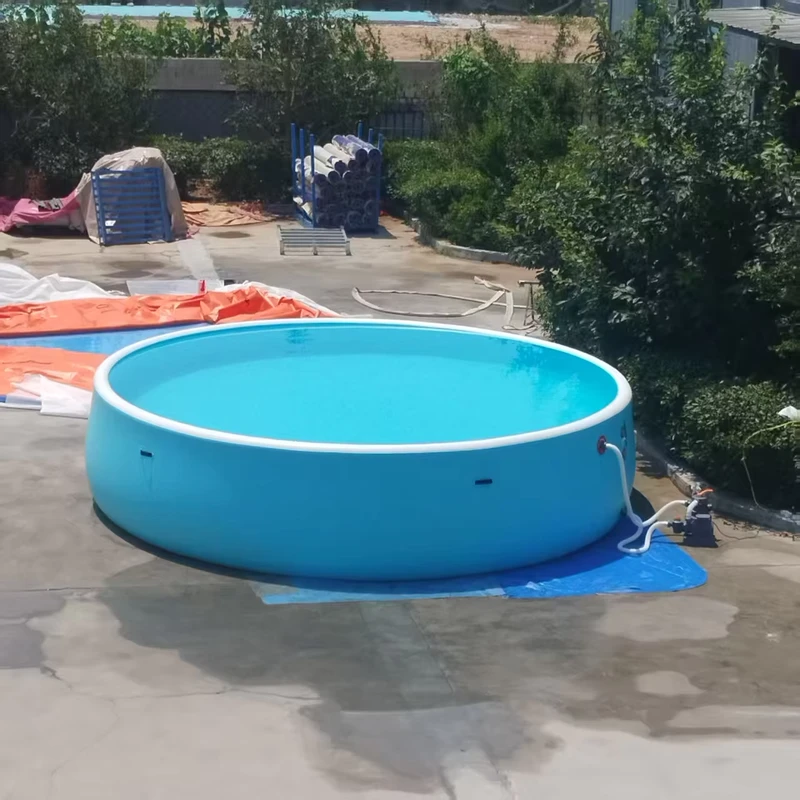 Aangepaste maat buiten draagbare waterpool zwembadspeelgoed DWF opblaasbare pool PVC opblaasbare zwembad