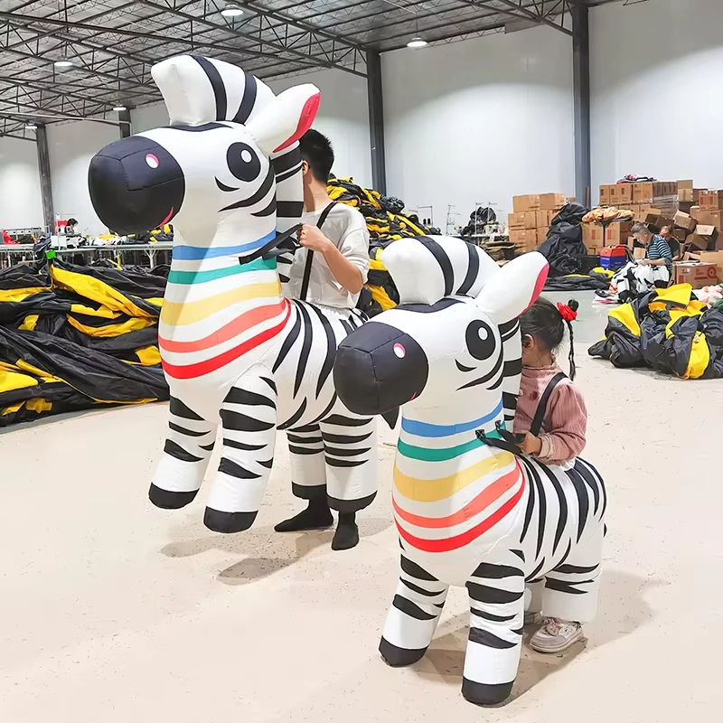 Aangepaste Wandelende Cartoon Dier Kleurrijke Strepen Zebra Opblaasbaar Kostuum Aangepast Logo Waterdicht Weerbestendig Duurzaam