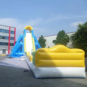 Cầu Trượt Nước Inflatable Thân Thiện với Môi Trường cho Trẻ Em và Người Lớn