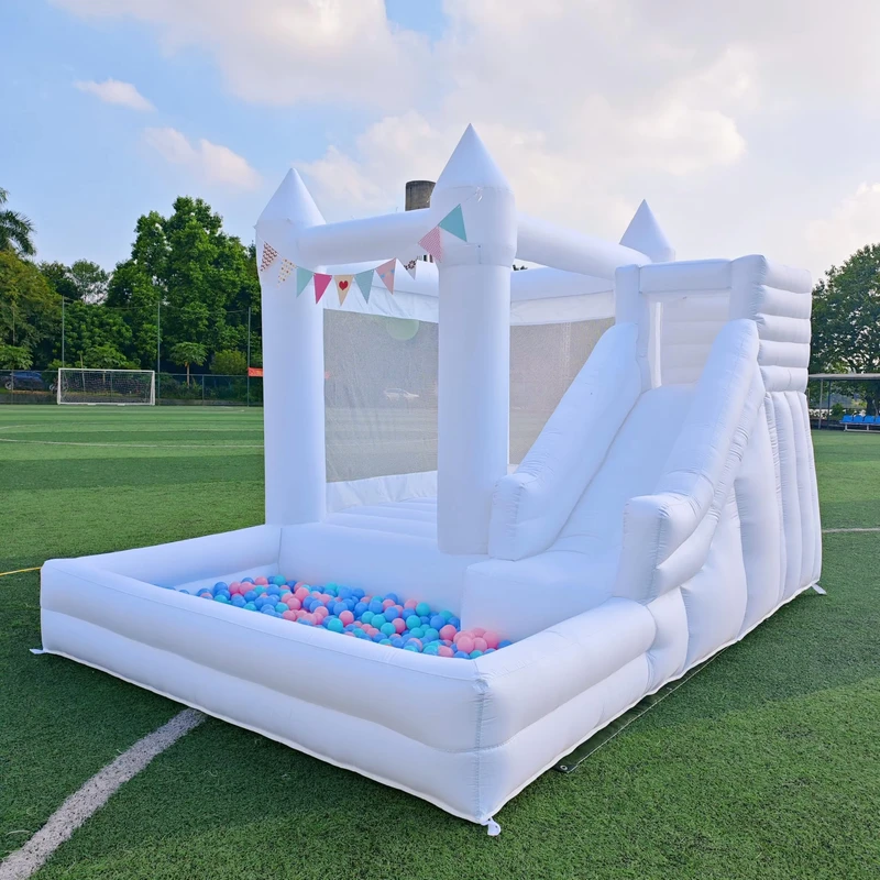 Fourniture directe d'usine, château gonflable blanc avec piscine à balles, toboggan, décoration de château gonflable pour mariage et fête